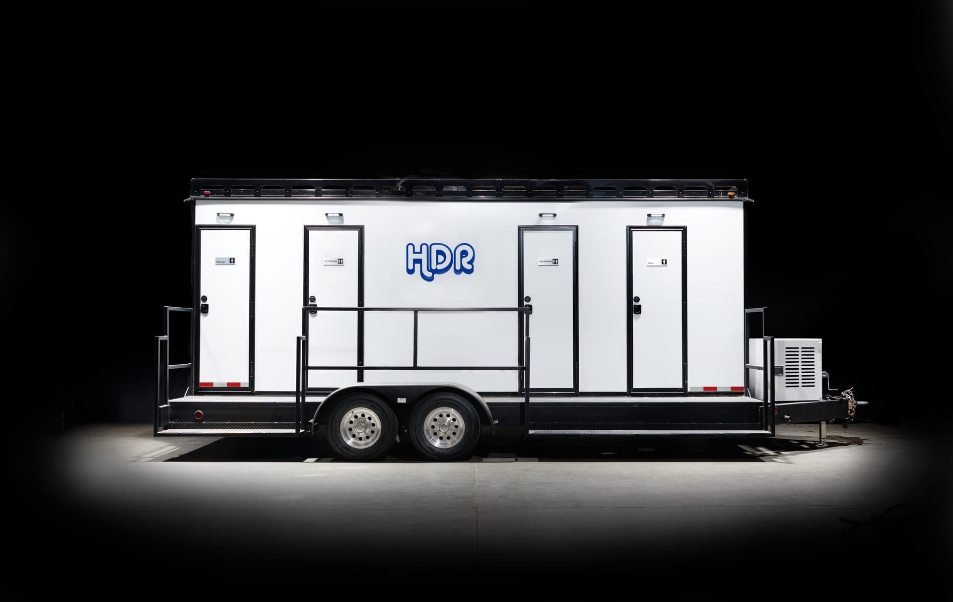 HDR luxury restroom trailer